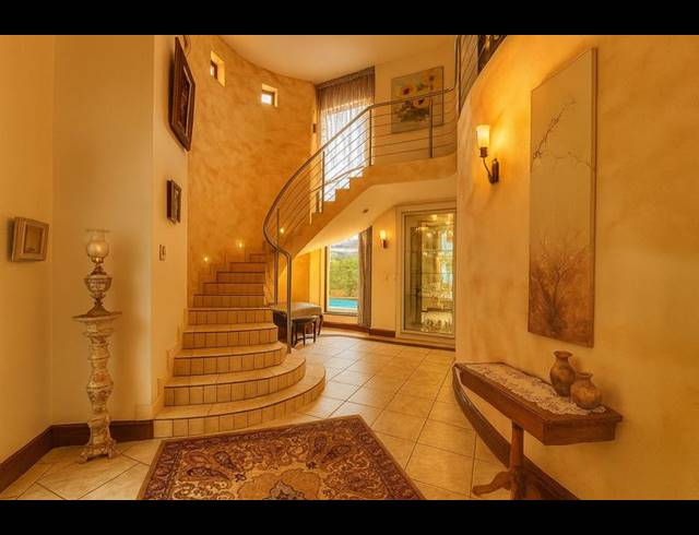 4 BEDROOM HOUSE FOR SALE IN CENTURION GOLF ESTATE